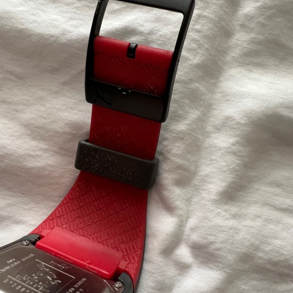 PUMA Active Sports Watch 910361003 - Grey and Red - Picture 5 of 7